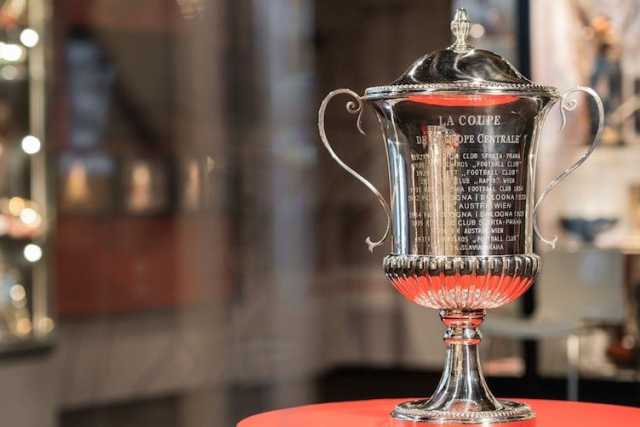Bari, la Mitropa Cup scomparsa: l'originale � in Bosnia, ma la copia che fine ha fatto?